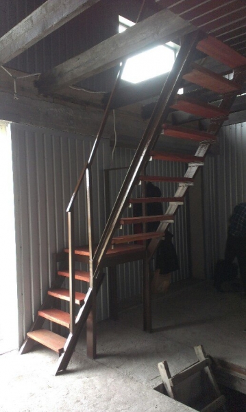 Лестница металлическая